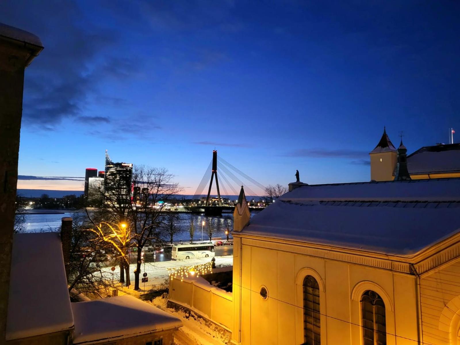 River View, Next To Riga Castle! Luaran gambar